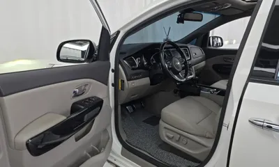 Kia Canival 2016, 124357 км, за 7166.13 USD - фото 10