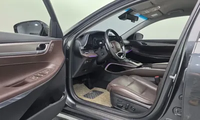 Hyundai Grandeur 2021, 84193 км, за 15426.02 USD - фото 12