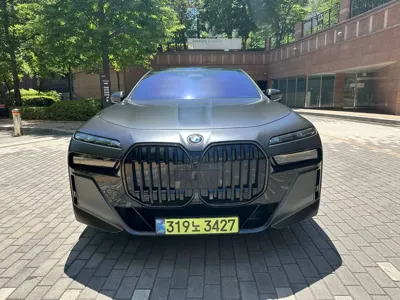 BMW i7 2024, 6500 км, за 110749.24 USD