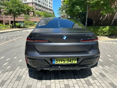 BMW i7 2024, 6500 км, за 110749.24 USD