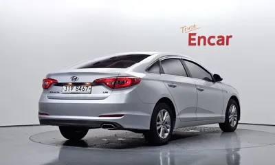 Hyundai Sonata 2015, 151766 км, за 3841.89 USD
