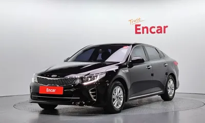 Kia K5 · 2017 год