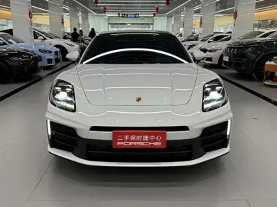 Porsche Panamera 2024, 15000 км, за 121999.62 USD