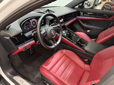 Porsche Panamera 2024, 15000 км, за 121999.62 USD - фото 8