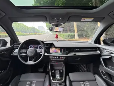 Audi A3 2022, 14000 км, за 15051.03 USD