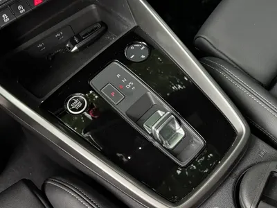 Audi A3 2022, 14000 км, за 15051.03 USD - фото 9