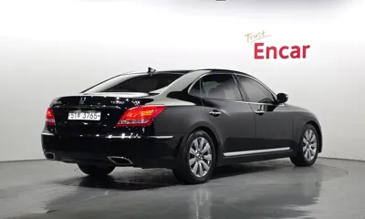 Hyundai Equus 2011, 171275 км, за 2511.9 USD