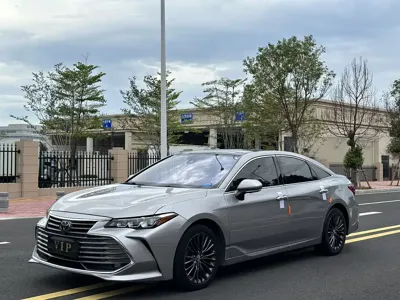 Toyota Avalon · 2019 год