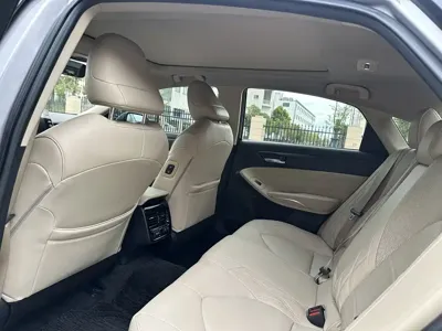 Toyota Avalon 2019, 90000 км, за 11905.28 USD