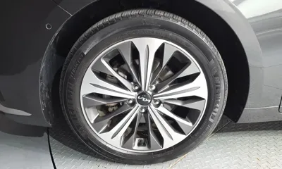 Kia K8 2023, 104767 км, за 16738.87 USD