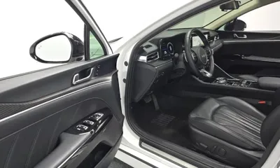 Kia K5 2022, 33215 км, за 27179.21 USD - фото 10