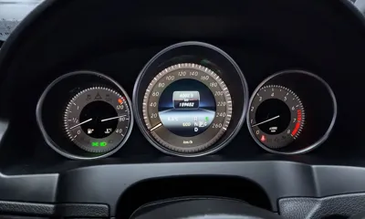 Mercedes-Benz E-Class 2015, 159452 км, за 6081.44 USD - фото 8