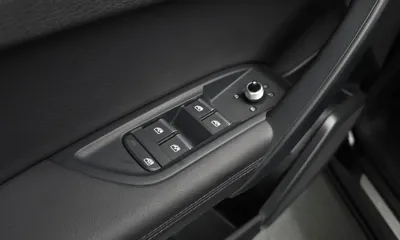 Audi Q5 2020, 48612 км, за 23565.71 USD - фото 28
