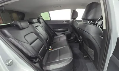Kia Sportage 2021, 117506 км, за 9686.01 USD - фото 12