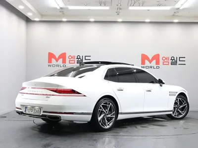 Genesis G90 2022, 74933 км, за 45914.33 USD