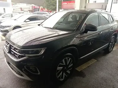 Volkswagen Tayron · 2024 год