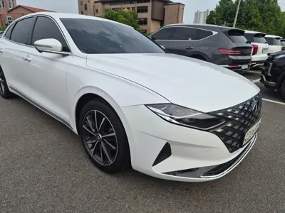 Hyundai Grandeur 2020, 92861 км, за 14966.52 USD