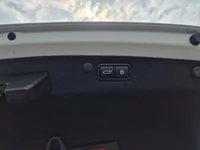 Hyundai Grandeur 2020, 92861 км, за 14832.18 USD - фото 20