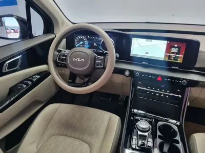 Kia Canival 2023, 76362 км, за 19364.58 USD - фото 8