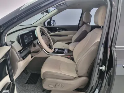 Kia Canival 2023, 76362 км, за 19364.58 USD - фото 12