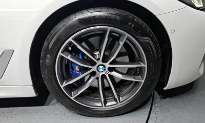 BMW 5-Series 2023, 24506 км, за 65437.72 USD