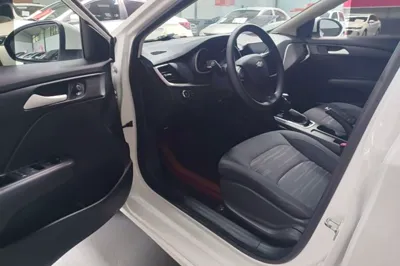 Chevrolet Cavalier 2019, 81500 км, за 6803 USD - фото 18