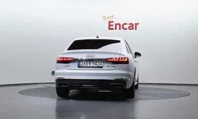 Audi A4 2023, 13324 км, за 20981.33 USD
