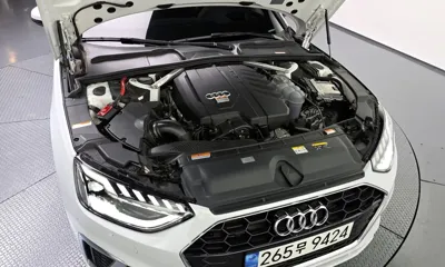 Audi A4 2023, 13324 км, за 20981.33 USD - фото 6
