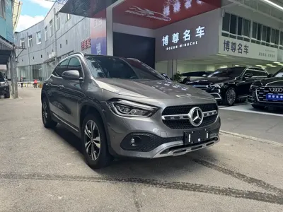 Mercedes-Benz GLA 2022, 54000 км, за 19045.1 USD