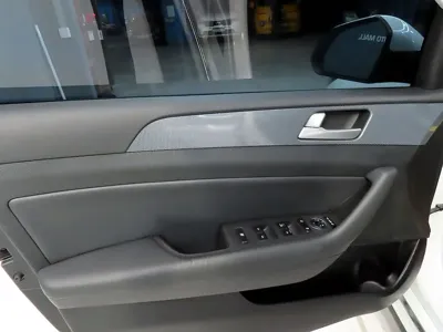 Hyundai Sonata 2015, 168511 км, за 4493.06 USD - фото 13