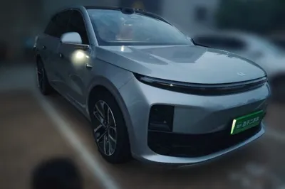 Li Auto L6
