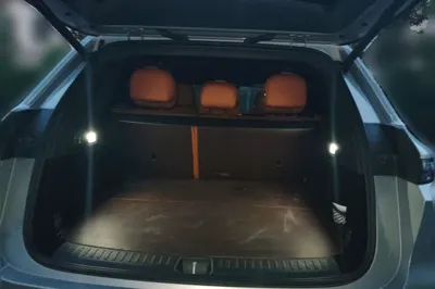 Li Auto L6