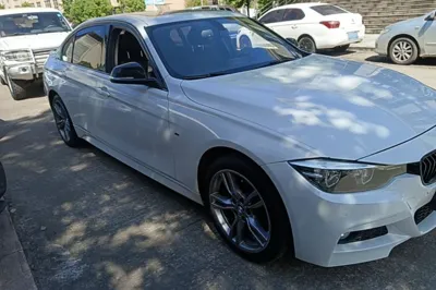 BMW 3 Series 2019, 124400 км, за 16256 USD