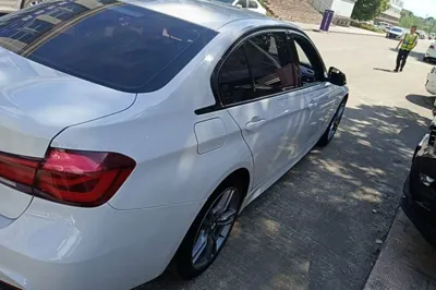 BMW 3 Series 2019, 124400 км, за 16256 USD - фото 6