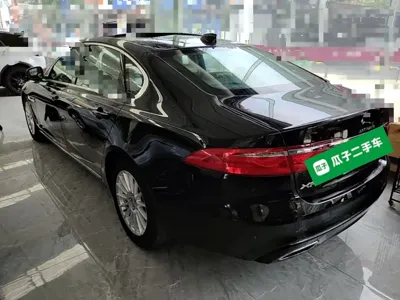 Jaguar XFL 2017, 39900 км, за 11842.03 USD