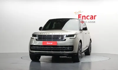 Land Rover Range Rover 2024, 9880 км, за 139214.28 USD