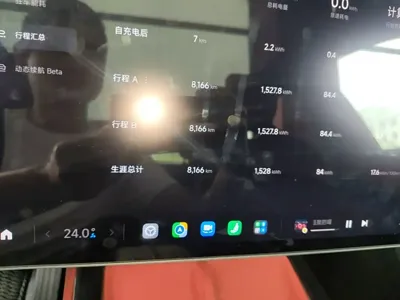 Xiaomi SU7 2025, 8100 км, за 28516.22 USD - фото 12