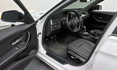 BMW 3-Series 2018, 103034 км, за 10026.06 USD - фото 9