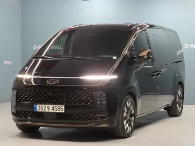 Hyundai Staria