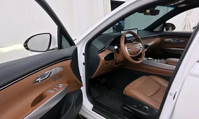 Genesis GV70 2022, 48882 км, за 24391.87 USD - фото 10