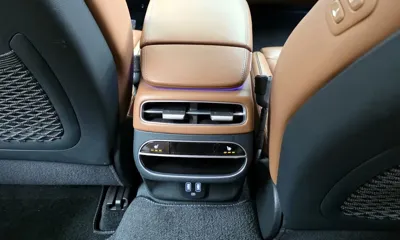 Genesis GV70 2022, 48882 км, за 24391.87 USD - фото 18