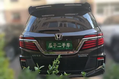Honda Elysion 2019, 108000 км, за 21405 USD