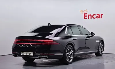Genesis G90 2022, 35957 км, за 43681.01 USD