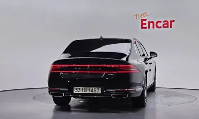 Genesis G90 2022, 35957 км, за 43681.01 USD