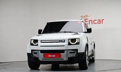 Land Rover Defender 2023, 35711 км, за 54397.42 USD