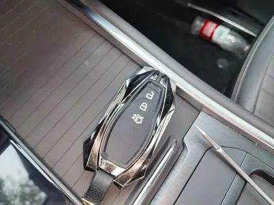Ford Edge 2025, 27200 км, за 23913.69 USD - фото 9