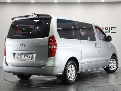 Hyundai Starex 2011, 116662 км, за 4488.68 USD