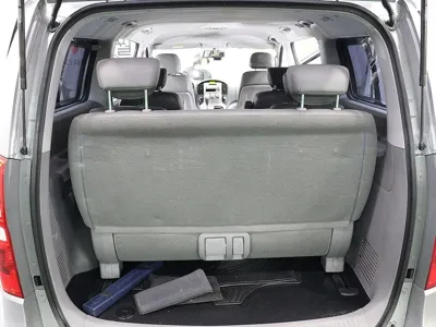 Hyundai Starex 2011, 116662 км, за 4488.68 USD
