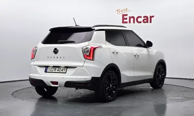 KG_Mobility_Ssangyong TIBOLI 2015, 117015 км, за 4688.41 USD