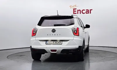 KG_Mobility_Ssangyong TIBOLI 2015, 117015 км, за 4688.41 USD